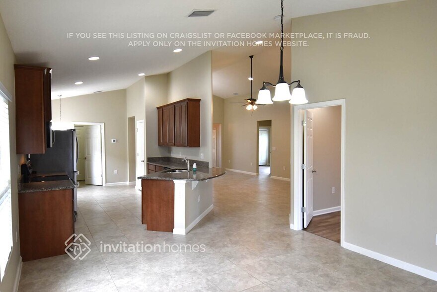Building Photo - 3815 Harvest Cir
