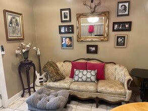 Building Photo - 176 Schools Dr