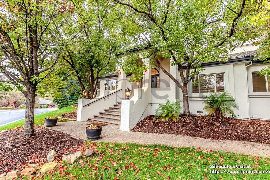 Building Photo - 1712 Carnegie Way