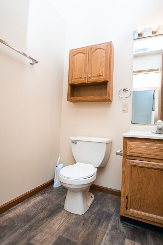 Building Photo - 2 bed 1 bath town-home in Chesterton