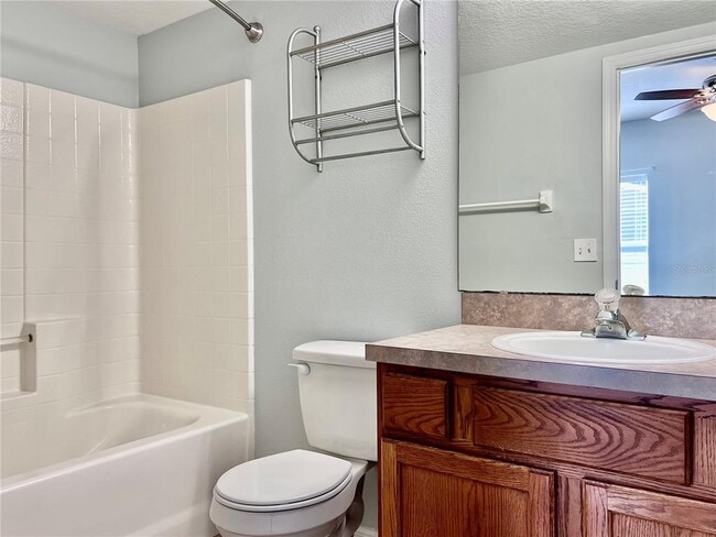 Building Photo - 3101 E Washington St