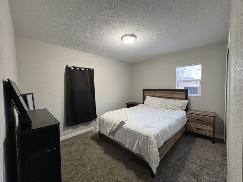 Building Photo - 1216 Richards Ave