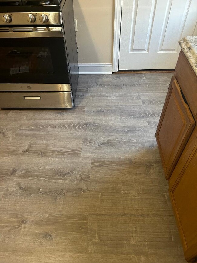 Building Photo - 134 Lenox Ave