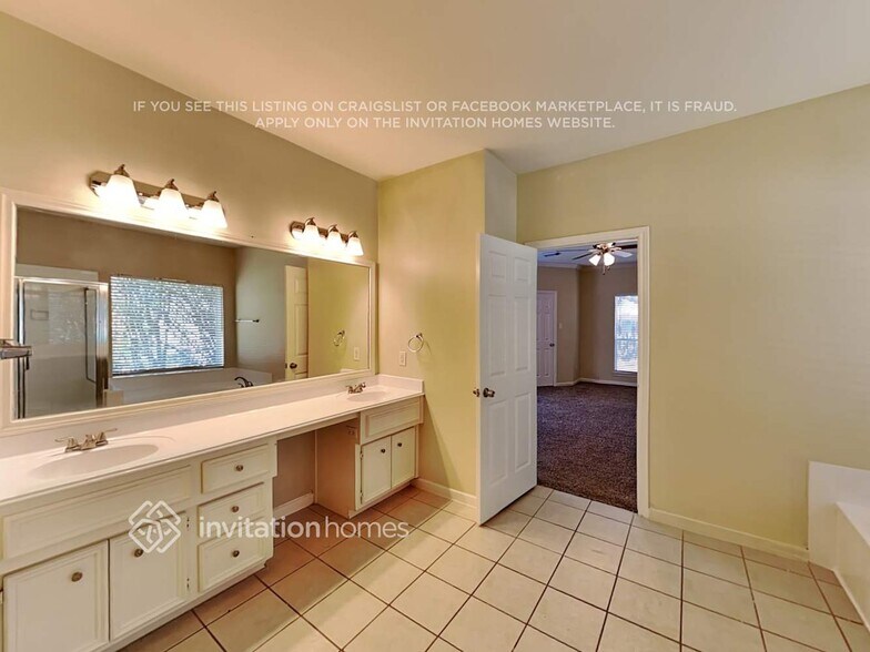 Building Photo - 6007 Culross Cl