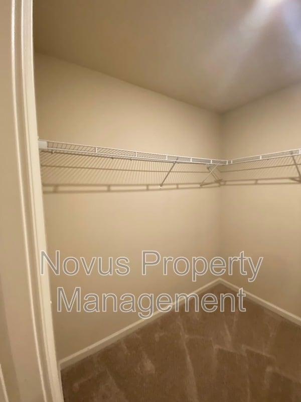 Building Photo - 347 Augusta Woods Dr