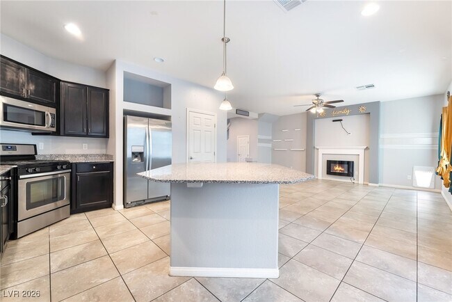 Building Photo - 5793 Rolling Dale Ave