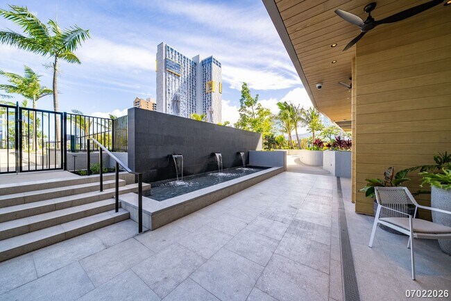Building Photo - $4600 /1 Bed +DEN / 1 Bath Elevated Island Living at The Park at Ward Village