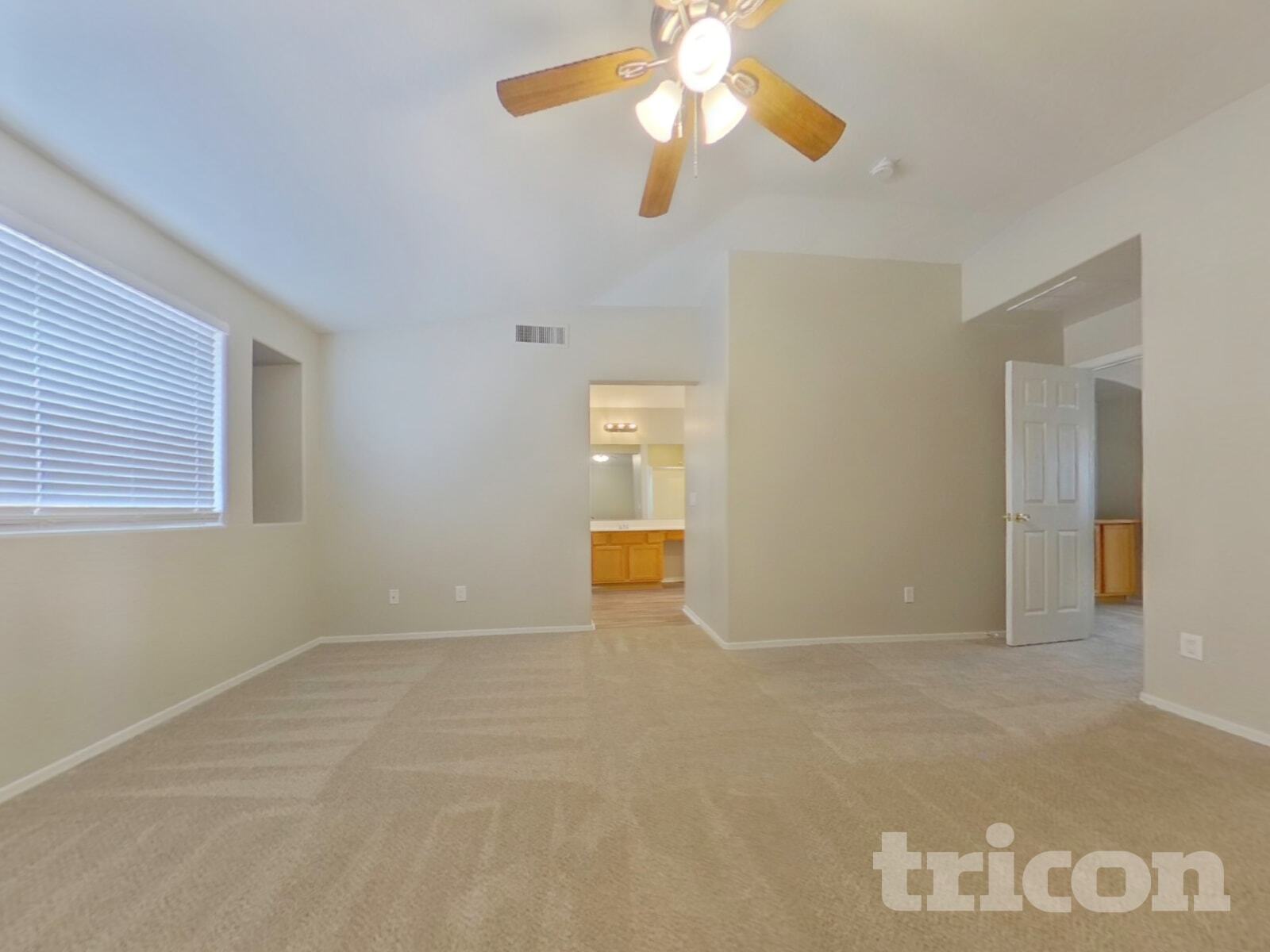 Building Photo - 10791 W Rio Vista Ln