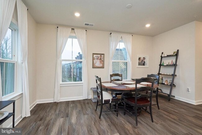 Building Photo - 2269 Woodland Gap Terrace