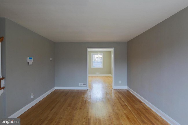 Building Photo - 3743 Bonview Ave