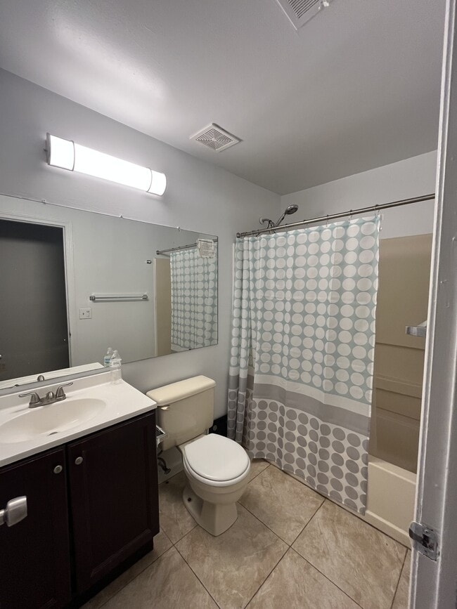 Building Photo - 35 Rutgers Dr