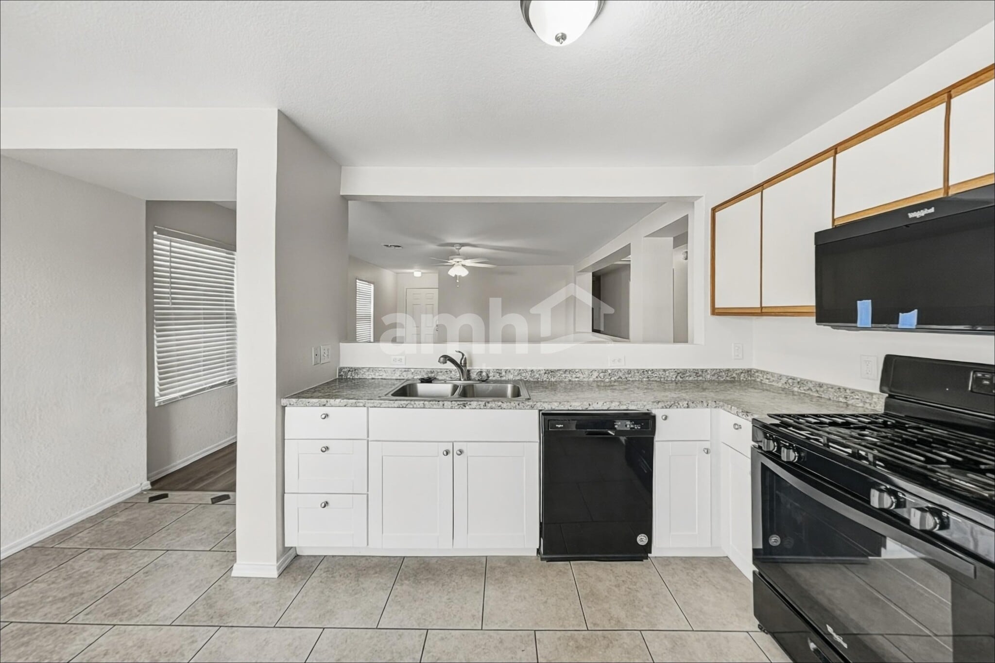 Building Photo - 6159 S Avenue De La Chandelle