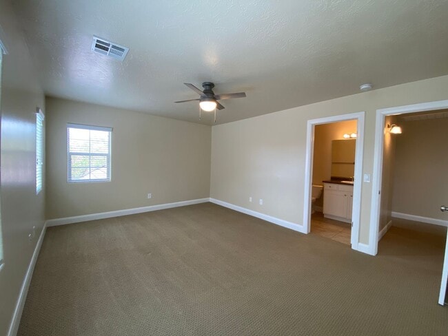 Building Photo - 3439 S Barcelona Dr
