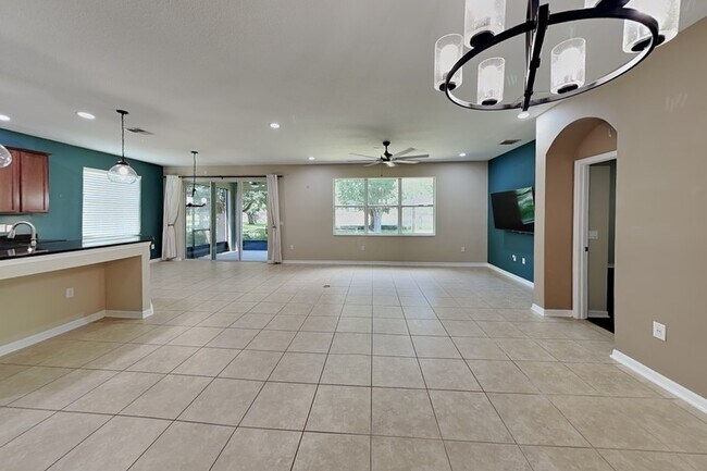 Building Photo - 124 Magneta Loop