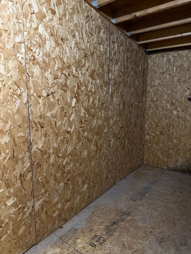 Building Photo - 201 W Market St