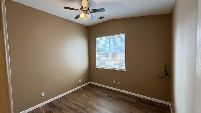 Building Photo - Single-Story Home for Lease – Manteca