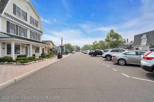 Building Photo - 308 Morris Ave