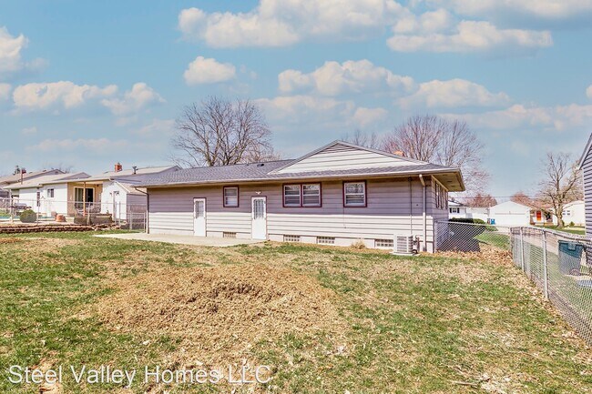 Building Photo - 3 br, 2 bath House - 5153 Pinecrest