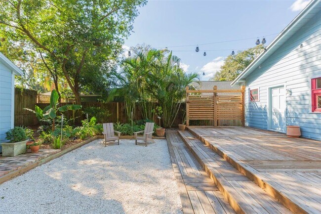 Building Photo - 917 E Broad St