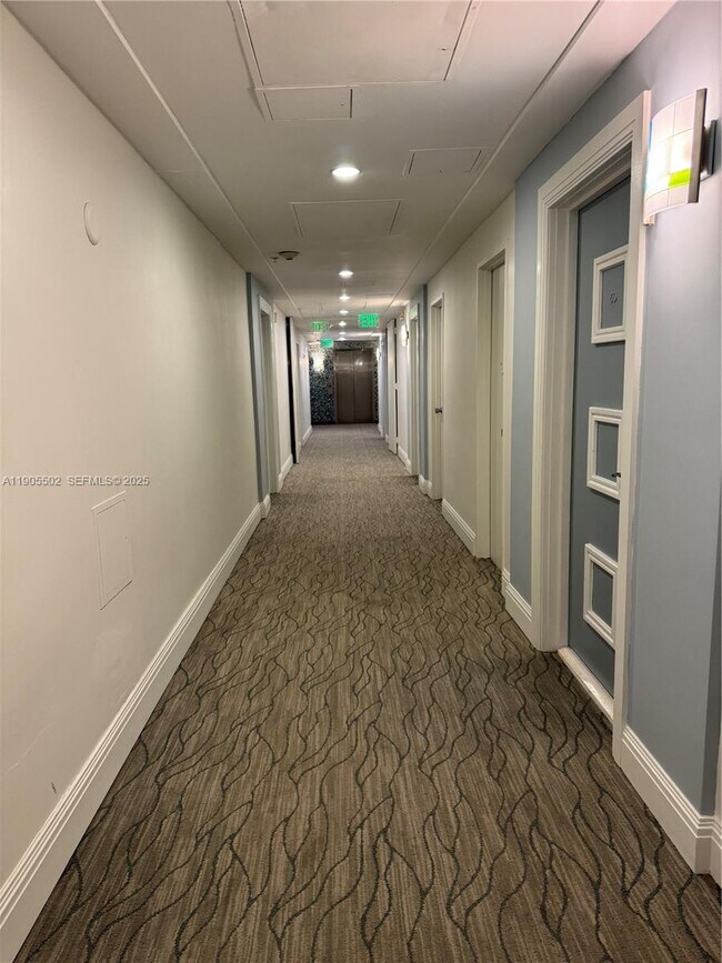 Building Photo - 4925 Collins Ave