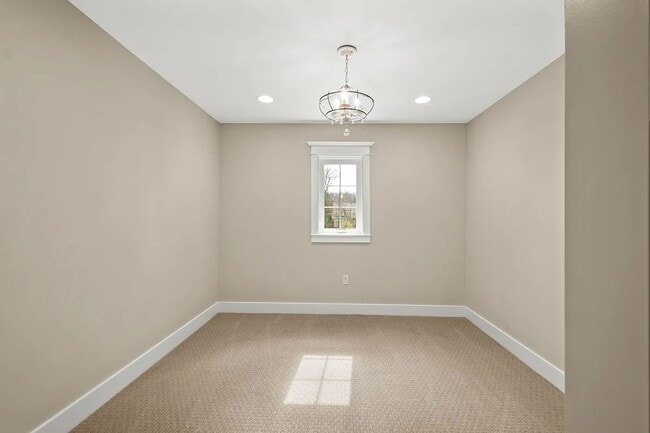 Building Photo - 5 Bed 5 Bath Single Family Home in Edgeworth