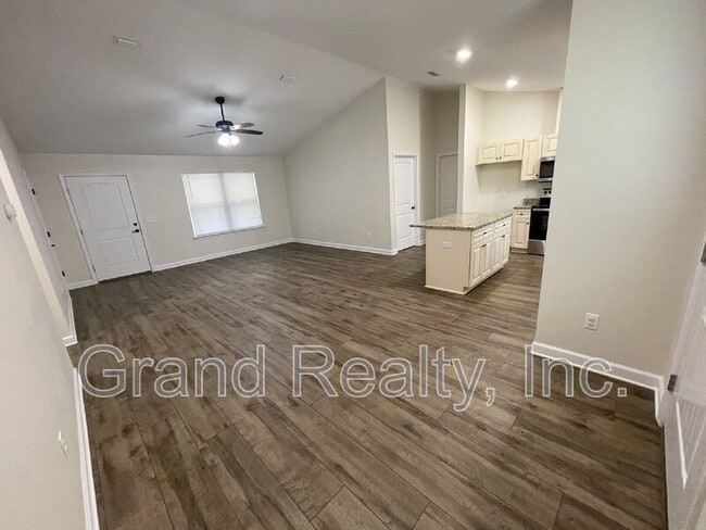 Building Photo - 4019 Brittany Ln