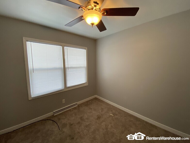 Building Photo - 1417 Cummins Pkwy