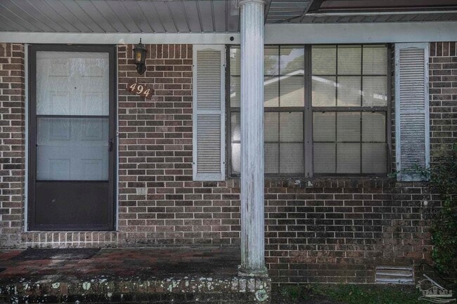 Building Photo - 496 Lownde Ave