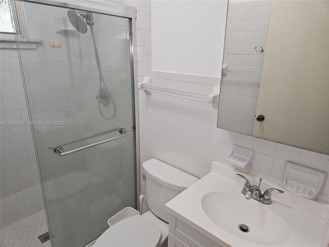 Building Photo - 2323 Polk St