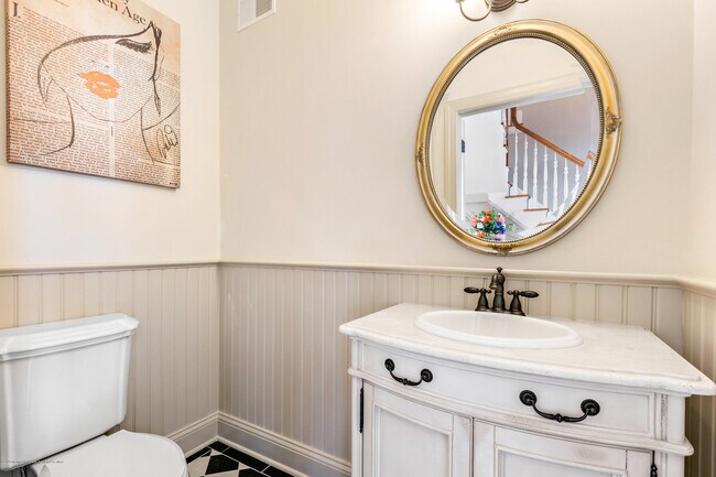 Building Photo - 30 Columbus Dr