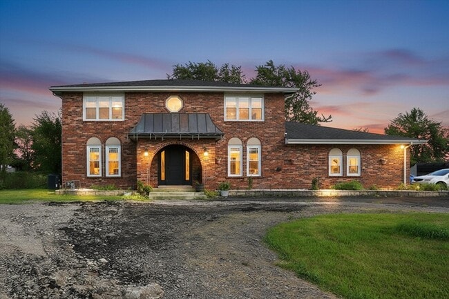Building Photo - 25821 S Willow Creek Ln