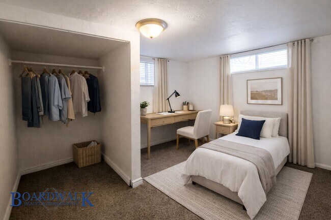 Building Photo - Spacious 4-Bed Home with Basement & Covered Patio