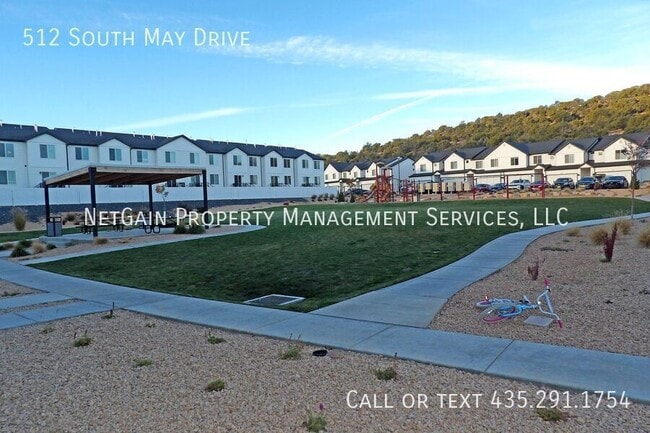 Building Photo - 512 May Dr