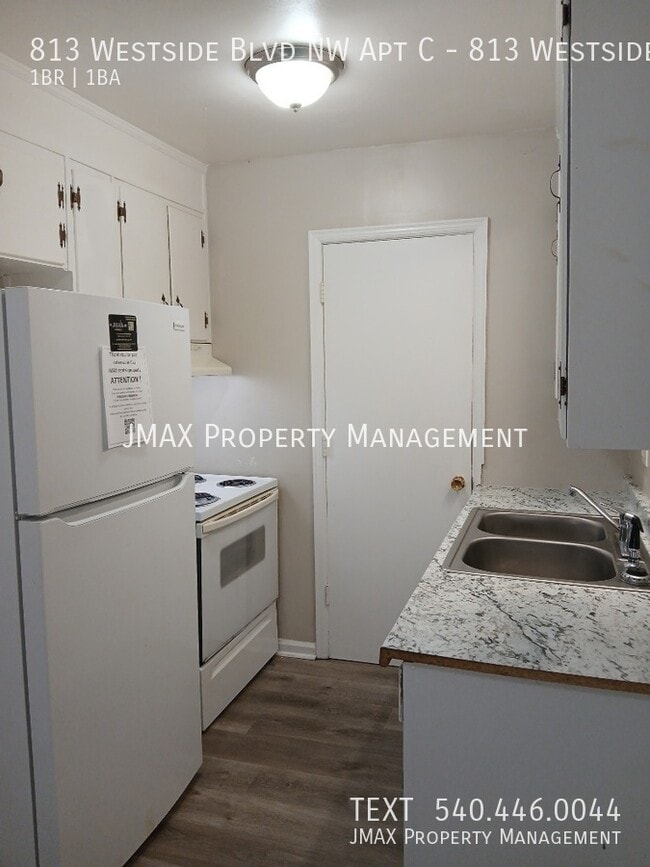 Building Photo - 813 Westside Blvd NW