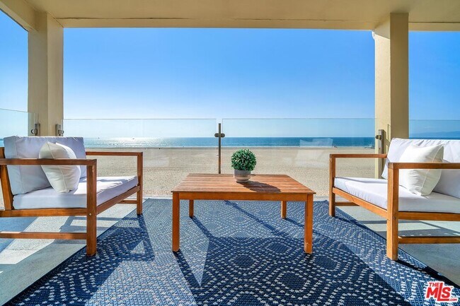 Building Photo - 4 Lighthouse St