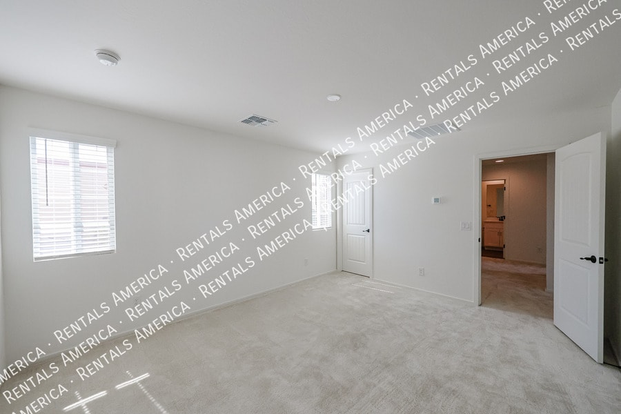 Building Photo - 16875 N 12th St