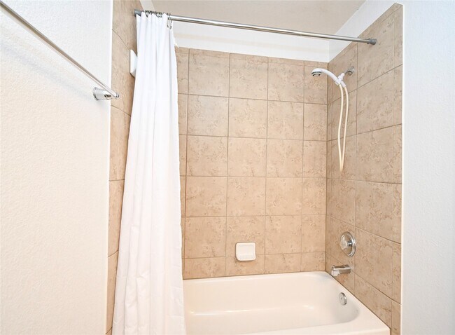 Building Photo - 19734 Amber Village Ln