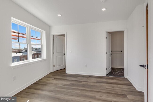 Building Photo - 1116 S 7th St