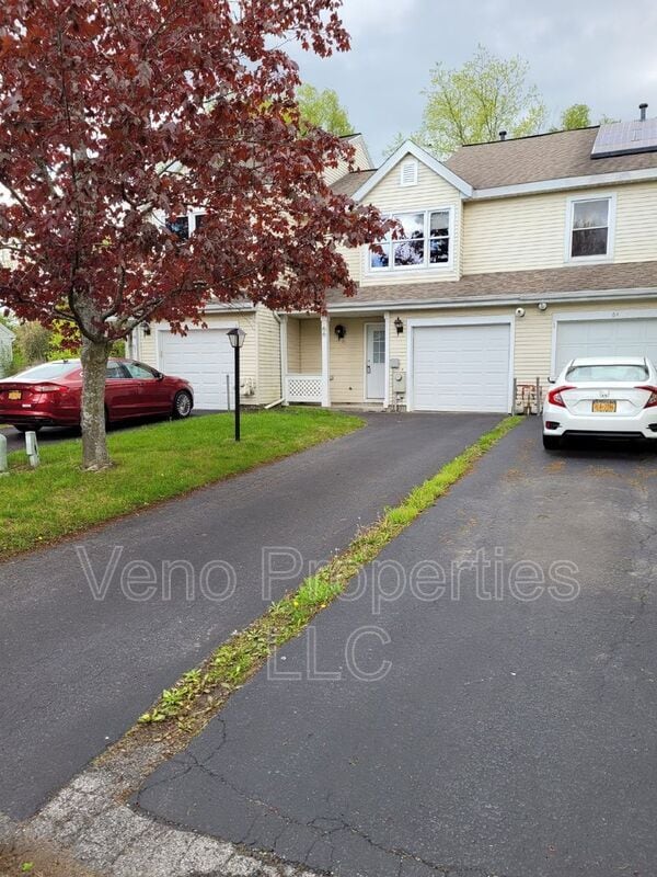 Building Photo - 66 Plaza Ave