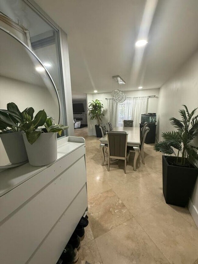 Building Photo - 6000 Adriatic Way