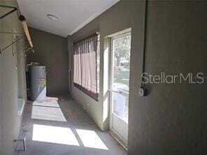 Building Photo - 711 Lake Jessie Dr