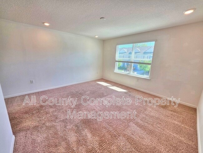 Building Photo - 734 Bent Baum Rd