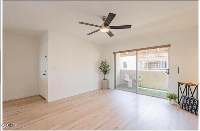 Building Photo - 4554 E Paradise Village Pkwy N