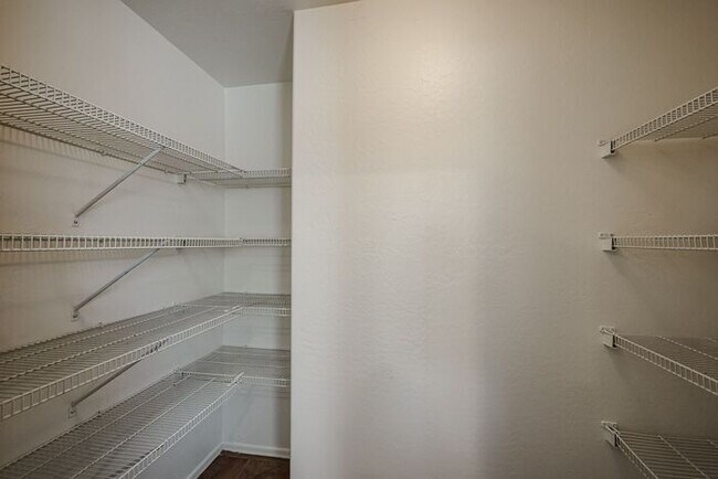 Building Photo - COMING SOON !! 4 BED 2.5 BATH, 2200+ SFT IN CAMELBACK RANCH, PHOENIX