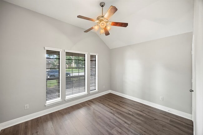 Building Photo - 31815 Forest Oak Ln