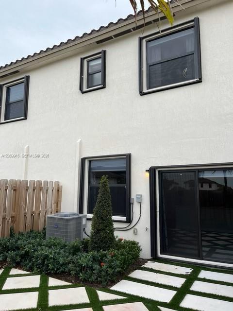 Building Photo - 11889 SW 245 Ter