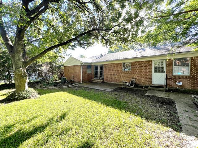 Building Photo - 10025 Newcombe Dr