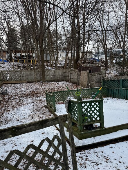 Building Photo - 62 Reed St