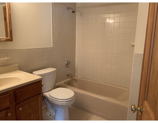 Building Photo - 2320 Commonwealth Avenue