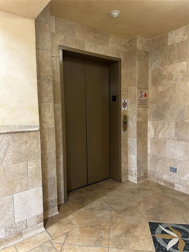 Building Photo - 3055 NW 126th Ave